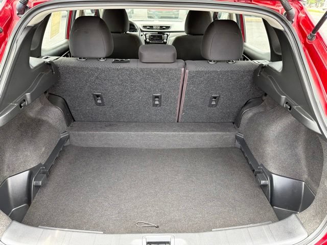 Used 2020 Nissan Rogue Sport S w/ Appearance Package AWD/4WD image 21