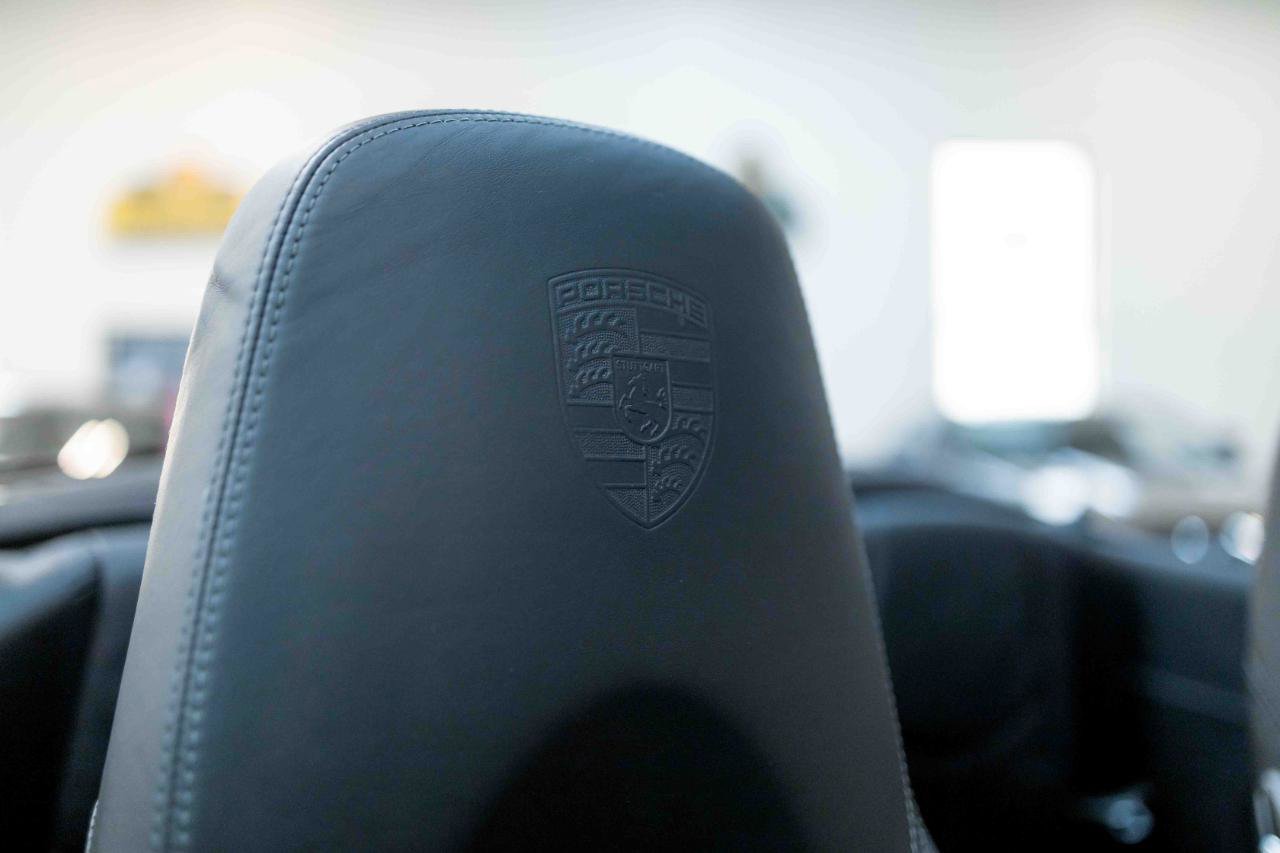 Used 2011 Porsche 911 Turbo S image 75