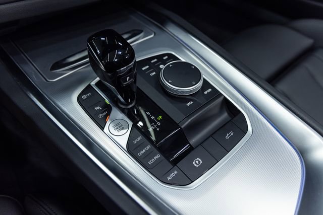 Used 2026 BMW Z4 M40i w/ Premium Package image 18