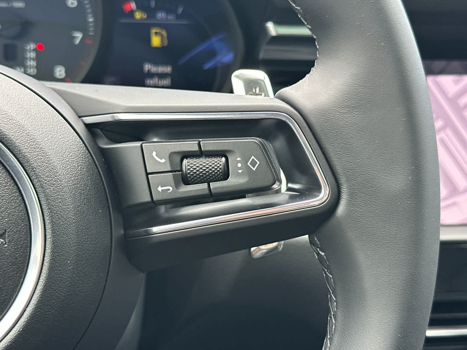 New 2026 Porsche Macan AWD/4WD image 27