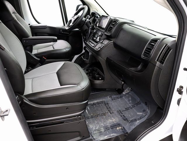 Used 2023 RAM ProMaster 2500 image 24