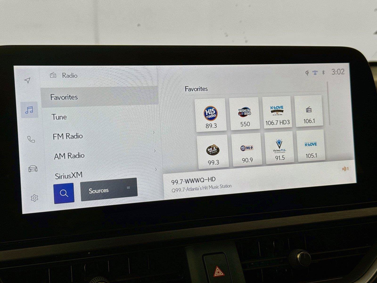 Used 2024 Lexus UX 250h F Sport FWD image 25
