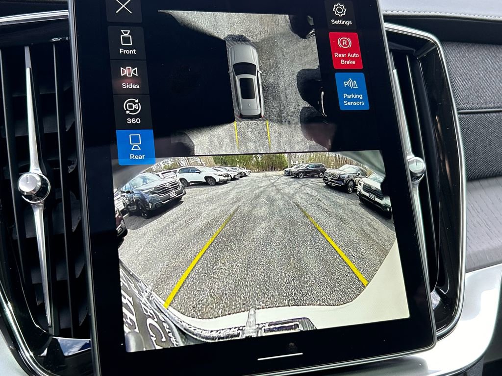 New 2026 Volvo XC90 T8 Ultra w/ Protection Package Premier AWD/4WD image 17