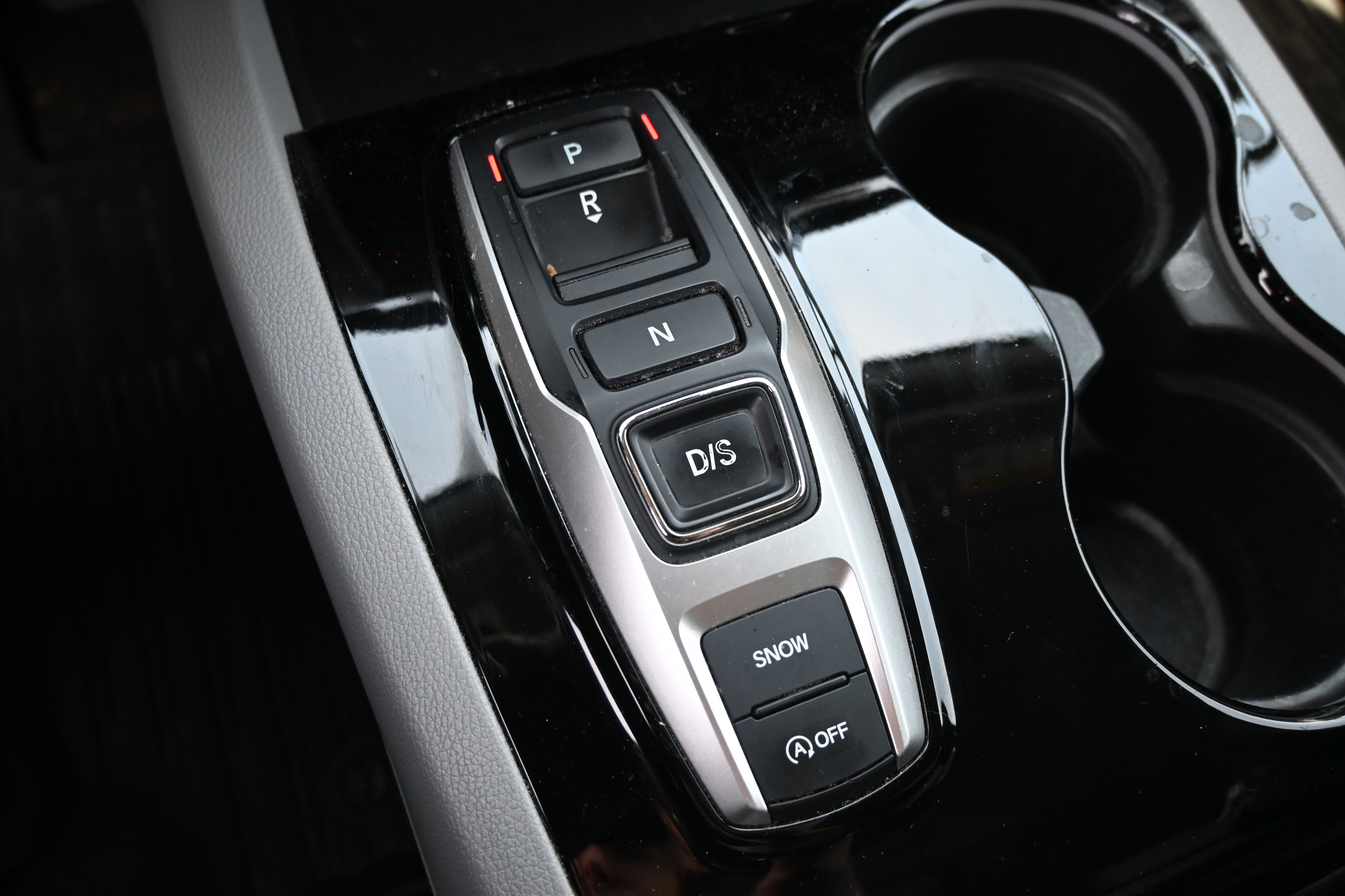 Used 2019 Honda Pilot Touring image 16