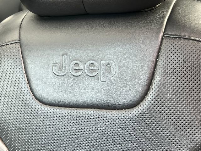 Used 2019 Jeep Cherokee Limited image 6