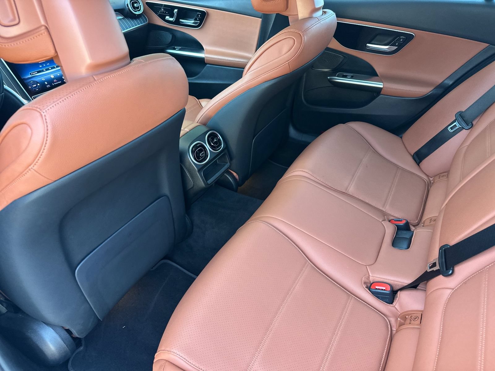 Used 2022 Mercedes-Benz C 300 Sedan image 12