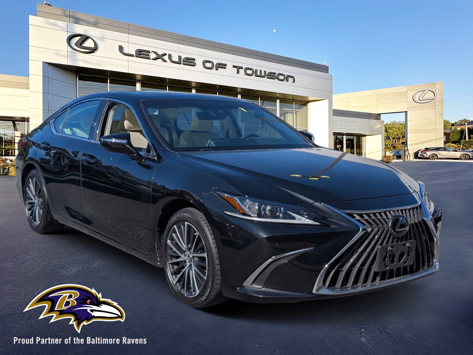 Used 2022 Lexus ES 350 w/ Premium Package