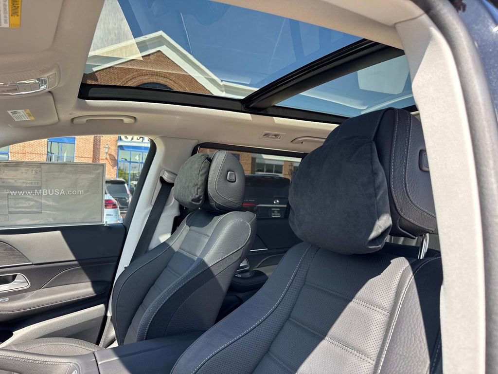 New 2026 Mercedes-Benz GLS 450 4MATIC image 19