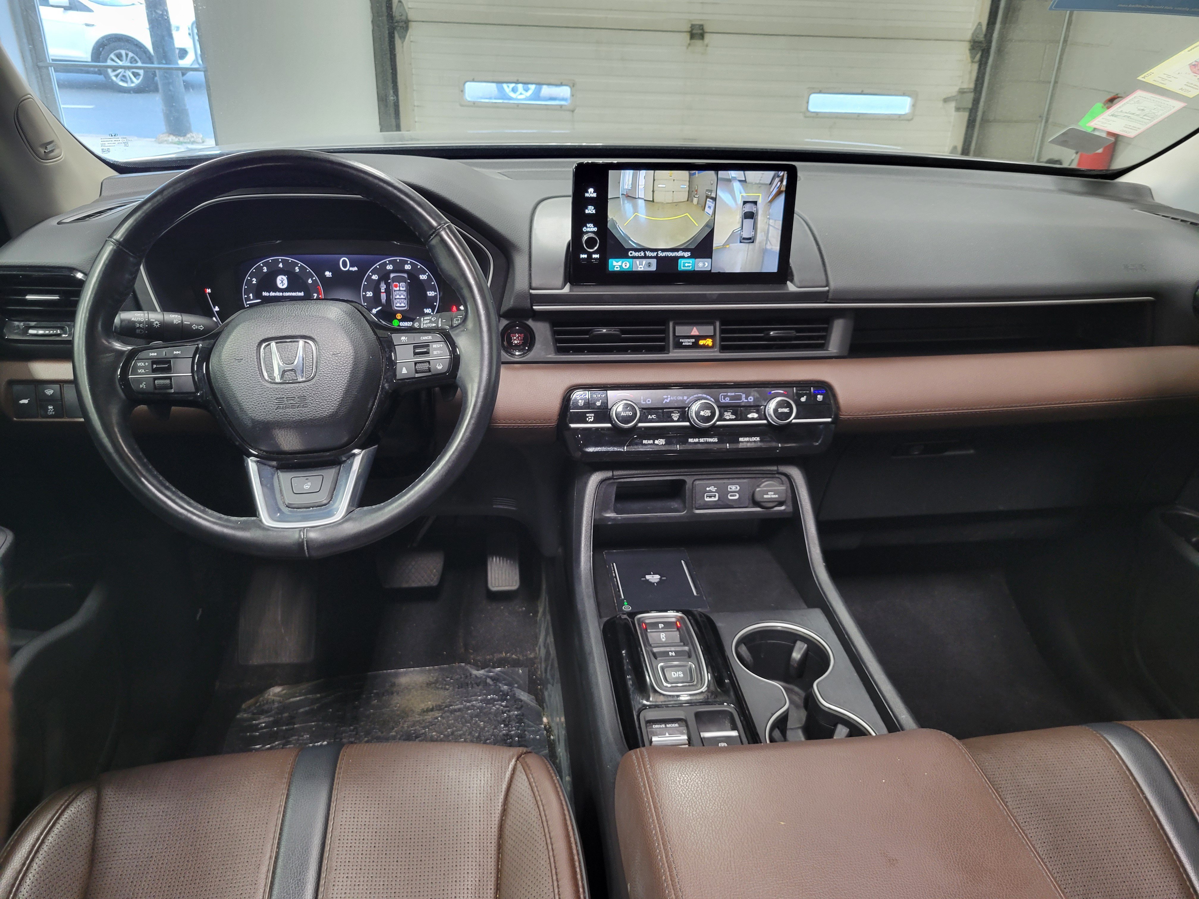 Certified 2025 Honda Pilot Elite image 12