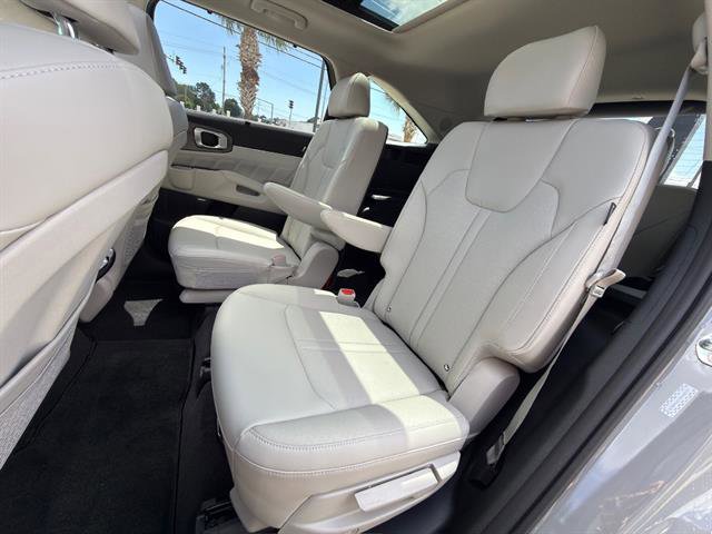 Used 2026 Kia Sorento SX AWD/4WD image 12