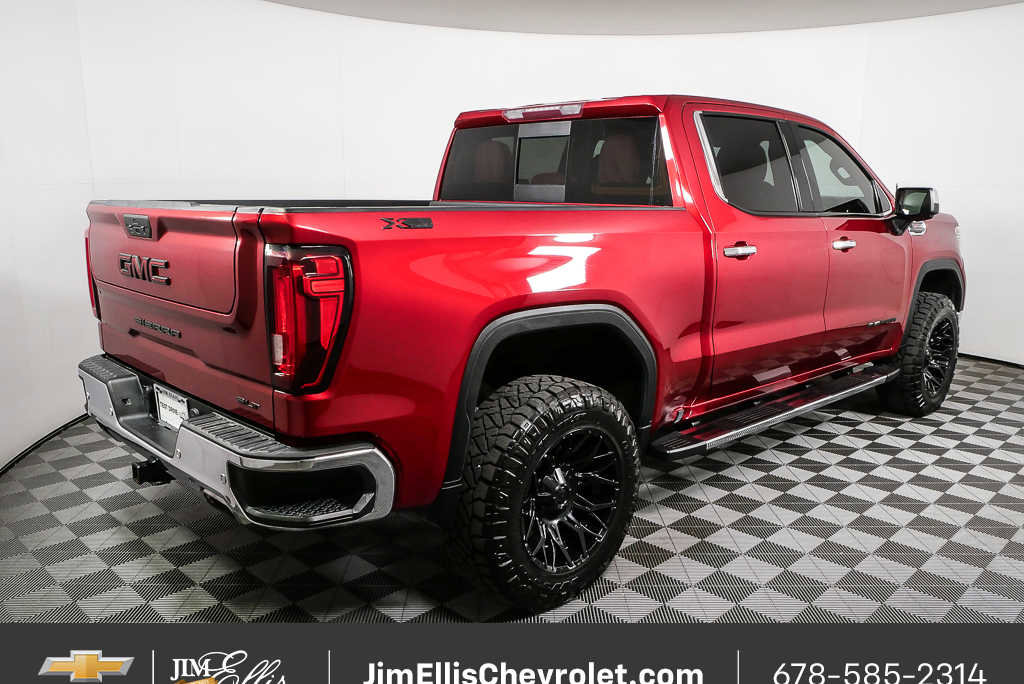 Used 2021 GMC Sierra 1500 SLT w/ SLT Premium Plus Package AWD/4WD image 3