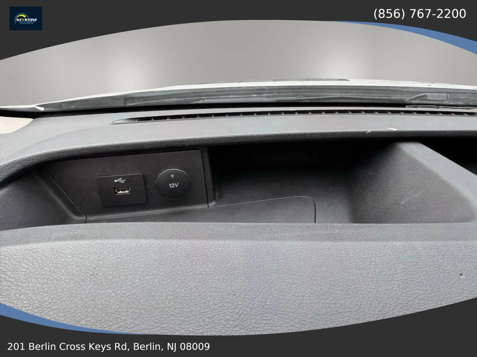 Used 2022 Ford Transit 250 148 High Roof AWD image 21