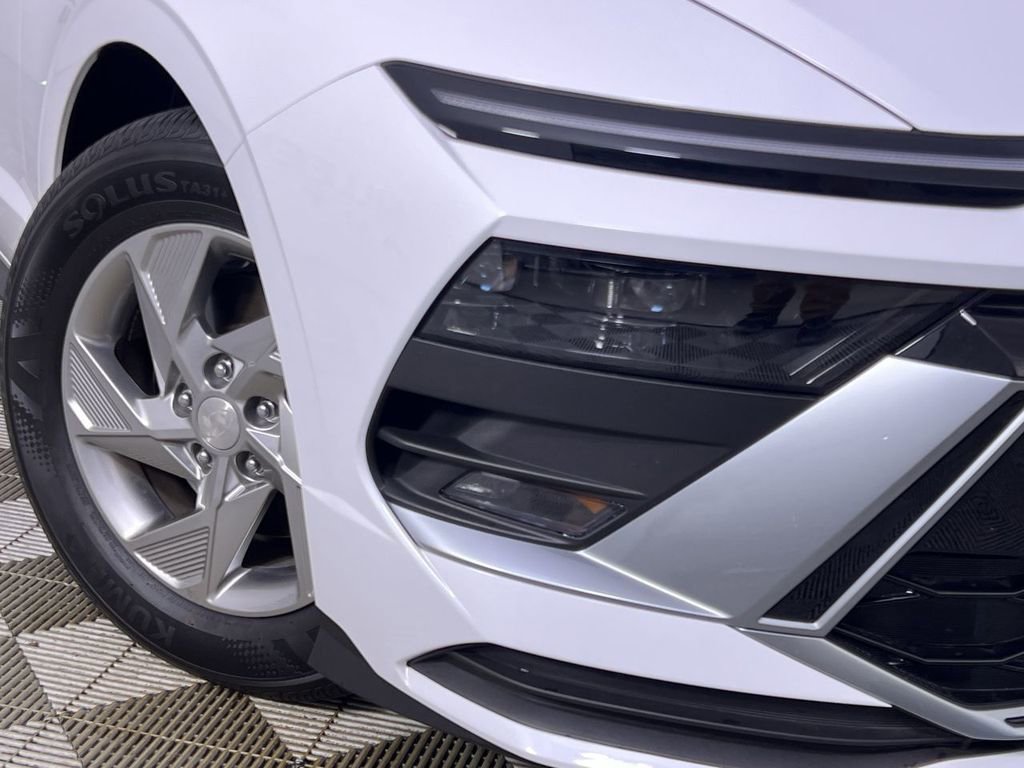 Used 2025 Hyundai Sonata SE image 12