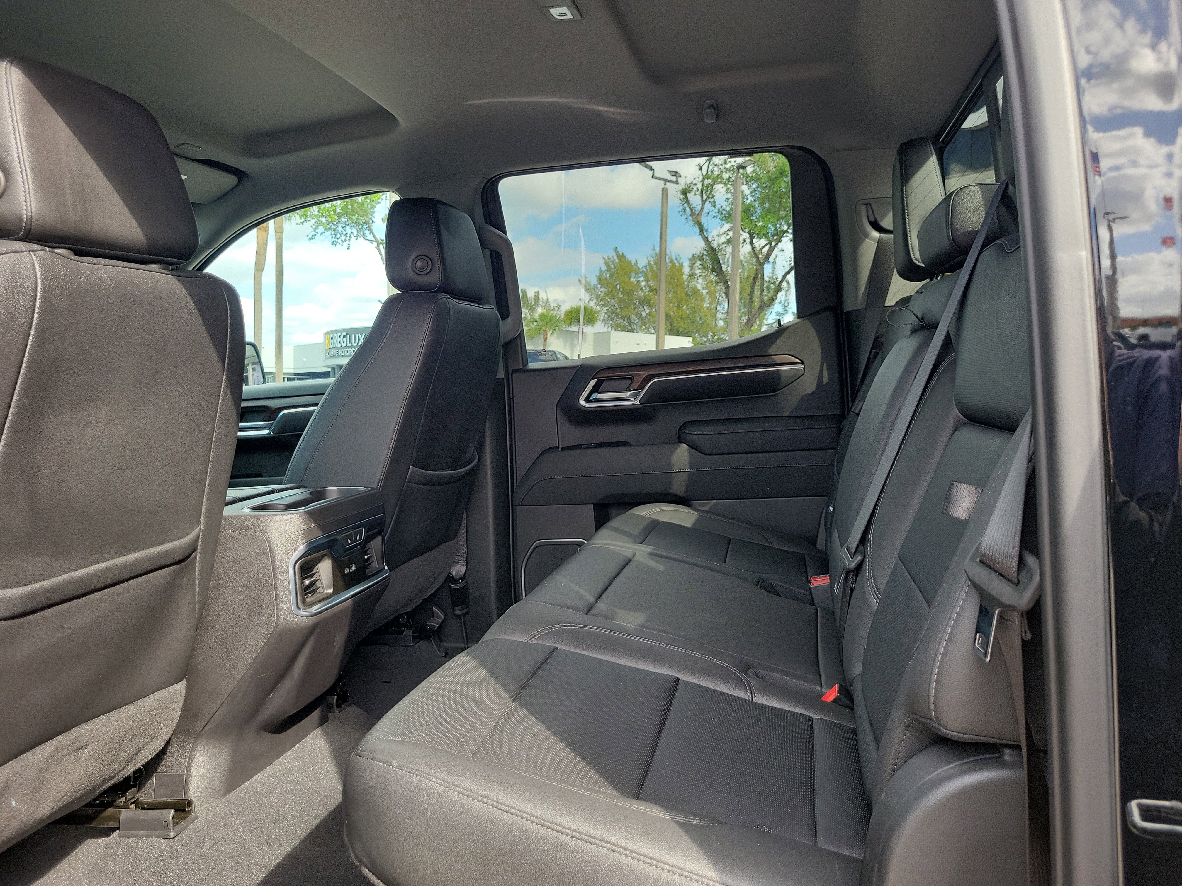 Used 2023 GMC Sierra 1500 SLT w/ SLT Convenience Package RWD image 15