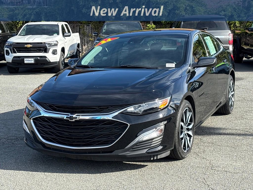 Used 2024 Chevrolet Malibu RS w/ LPO, Floor Liner Package