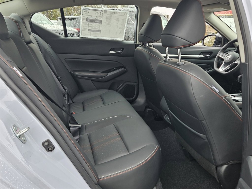 New 2025 Nissan Altima 2.5 SR image 14