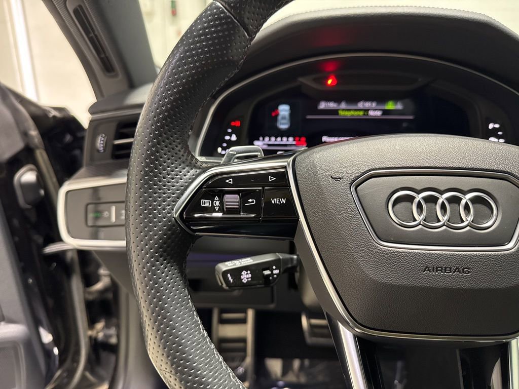 Used 2022 Audi RS 7 Sportback AWD/4WD image 36