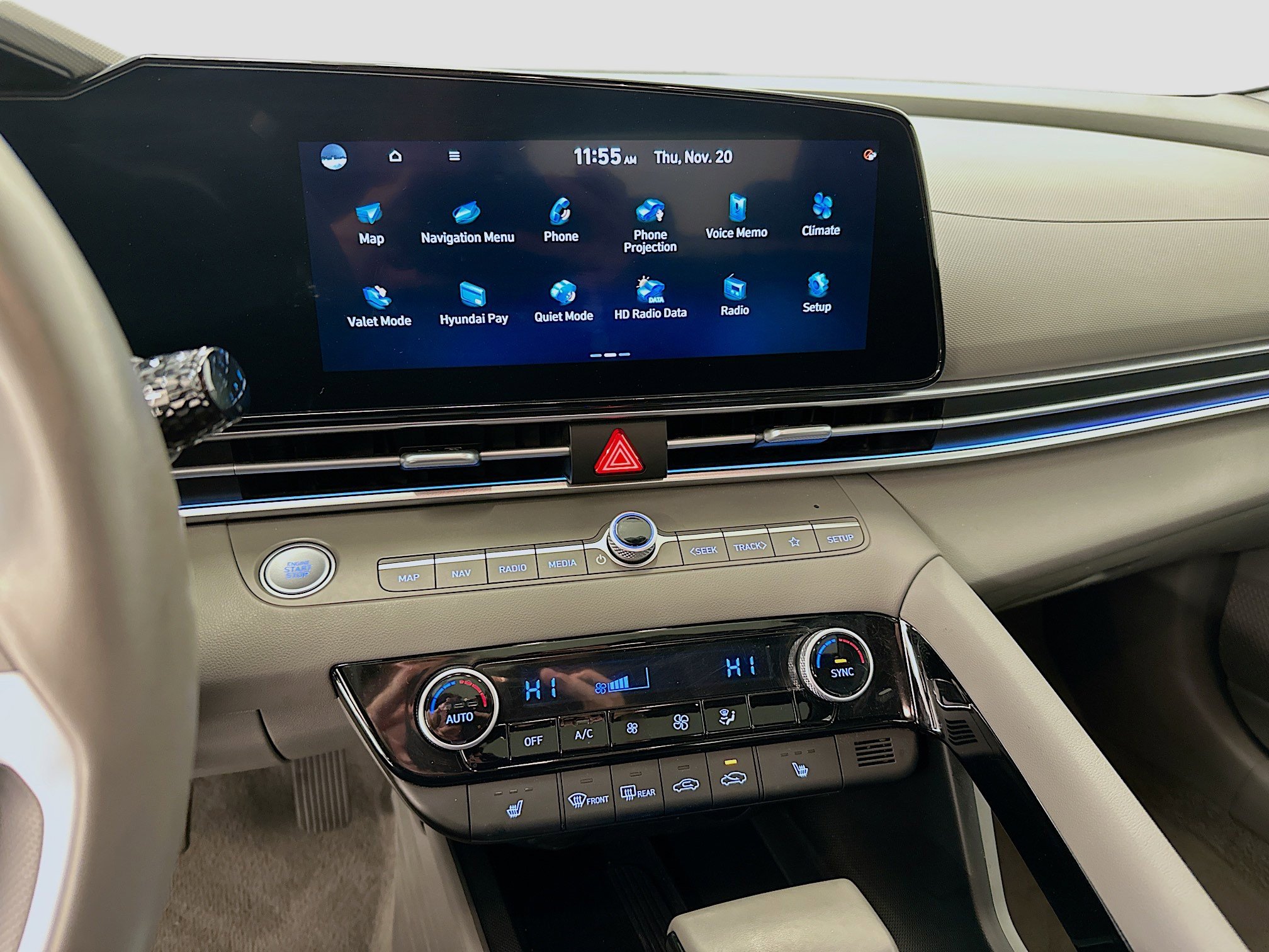 Used 2025 Hyundai Elantra SEL image 26