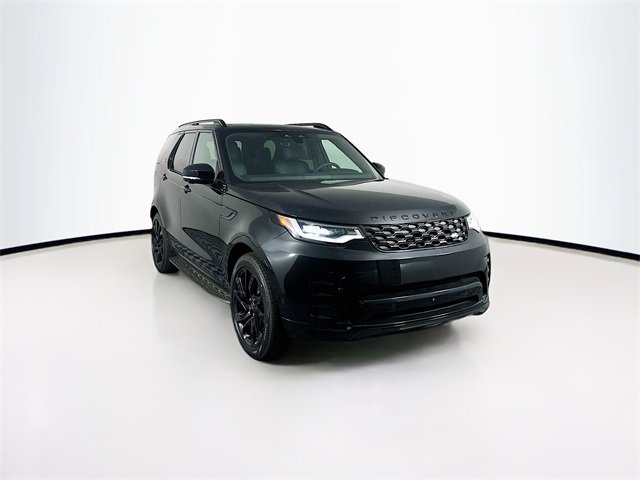Used 2024 Land Rover Discovery Dynamic SE image 3