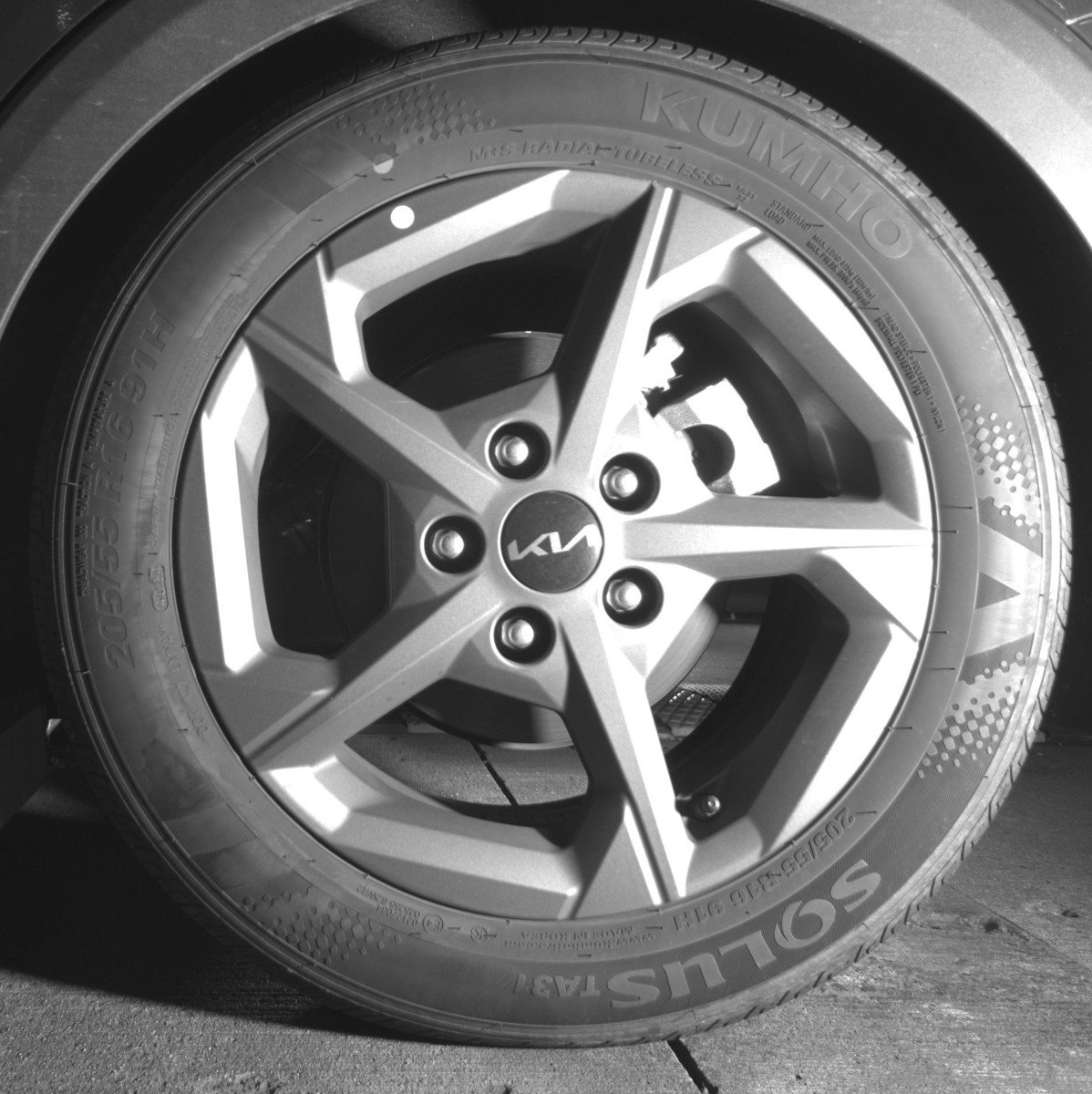 Used 2025 Kia K4 LXS image 14