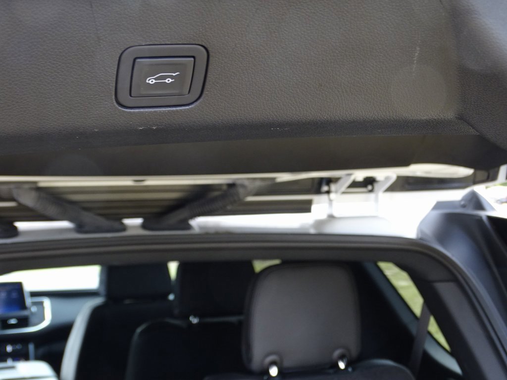 Used 2023 Chevrolet Tahoe RST w/ Luxury Package image 12