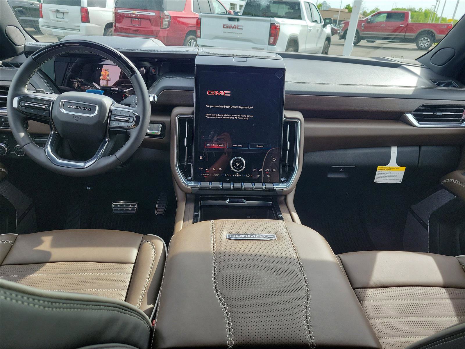 New 2026 GMC Yukon Denali Ultimate AWD/4WD image 11