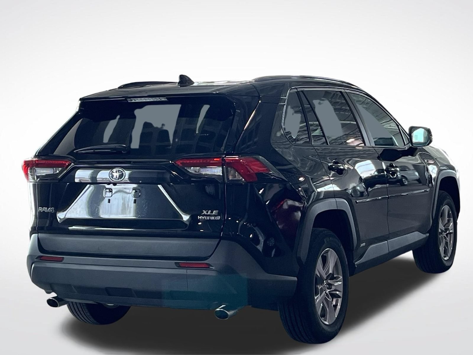 Used 2023 Toyota RAV4 XLE AWD/4WD image 11