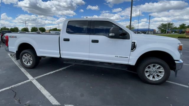 Used 2022 Ford F350 XLT w/ XLT Value Package AWD/4WD image 3