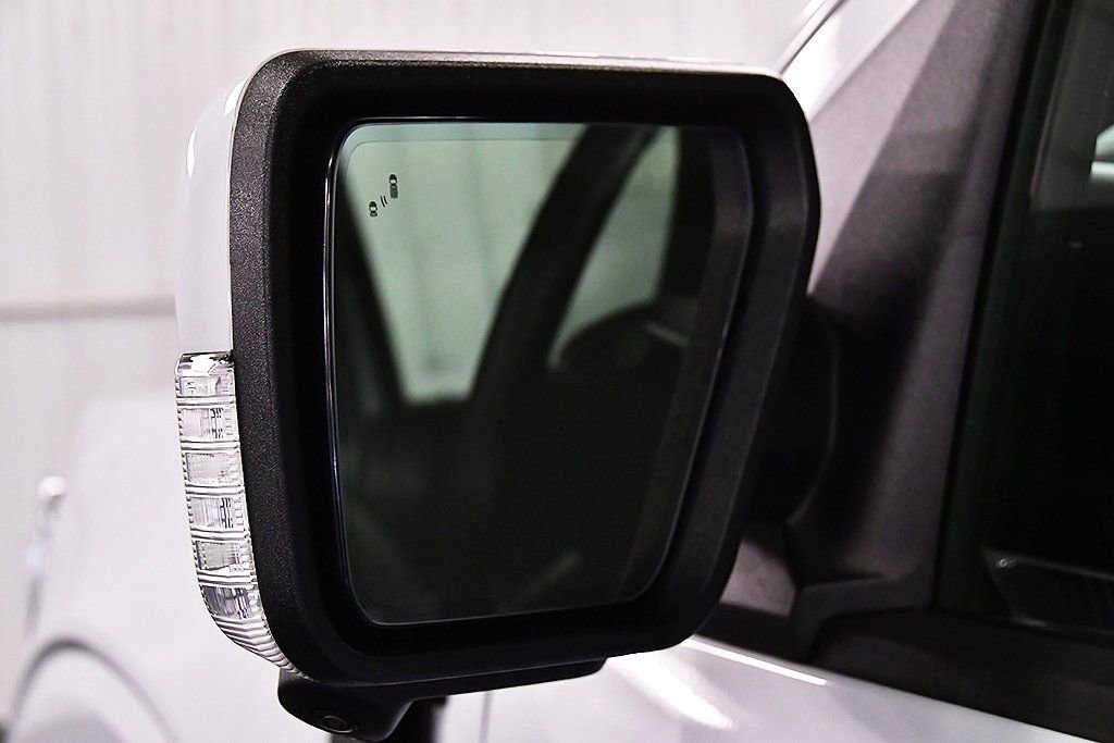 Used 2025 Ford F150 Platinum image 15