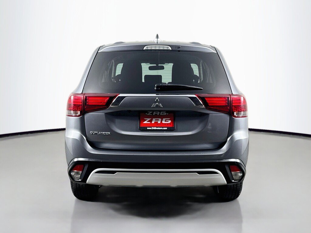 Used 2020 Mitsubishi Outlander ES AWD/4WD image 4