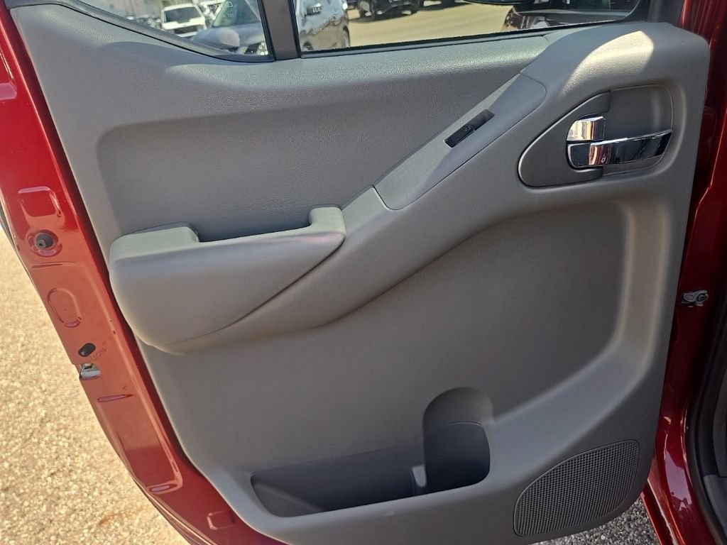 Used 2019 Nissan Frontier SV w/ Value Truck Package AWD/4WD image 26