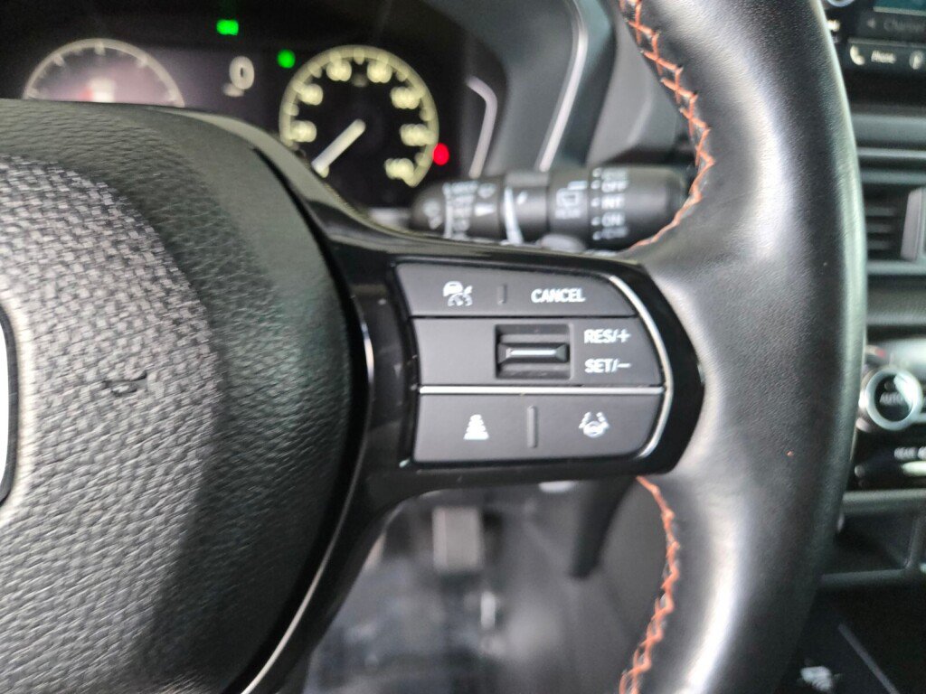 Certified 2023 Honda Pilot TrailSport image 23