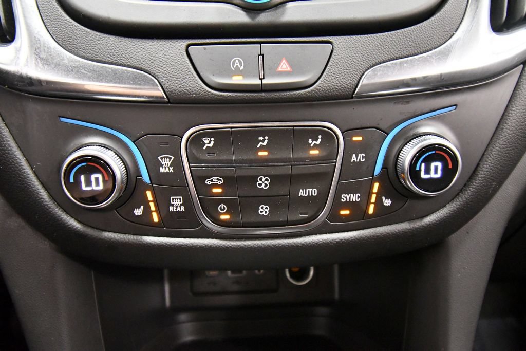 Used 2024 Chevrolet Equinox LT AWD/4WD image 25