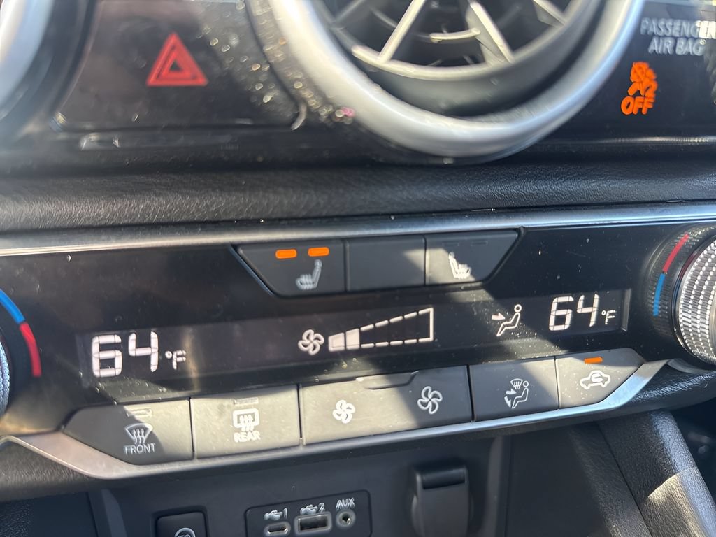 Used 2025 Nissan Sentra SR FWD image 19