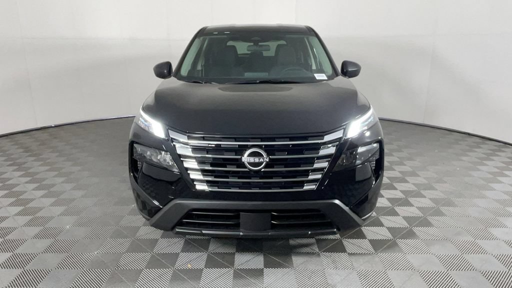 Used 2025 Nissan Rogue S FWD image 9