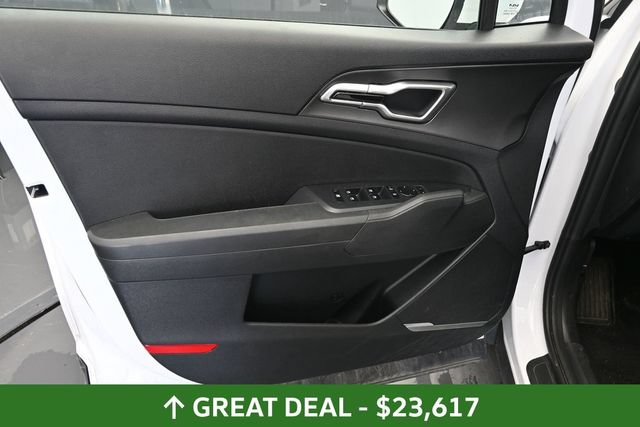 Used 2026 Kia Sportage LX FWD image 18