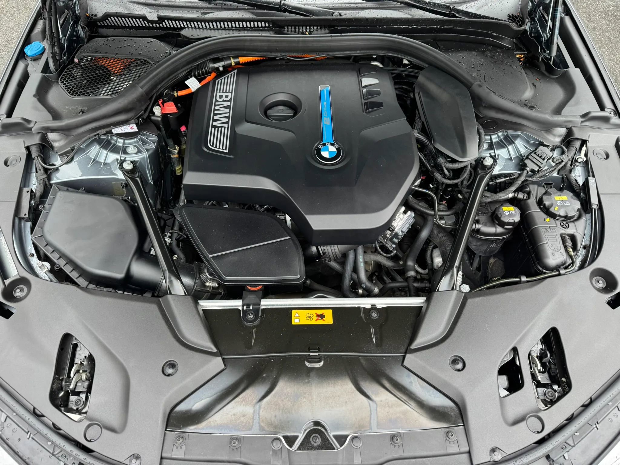 Used 2018 BMW 530e xDrive image 41