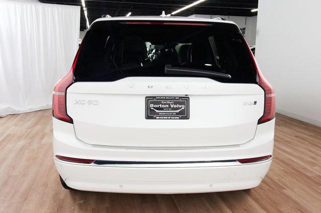 Certified 2026 Volvo XC90 B6 Plus AWD/4WD image 3