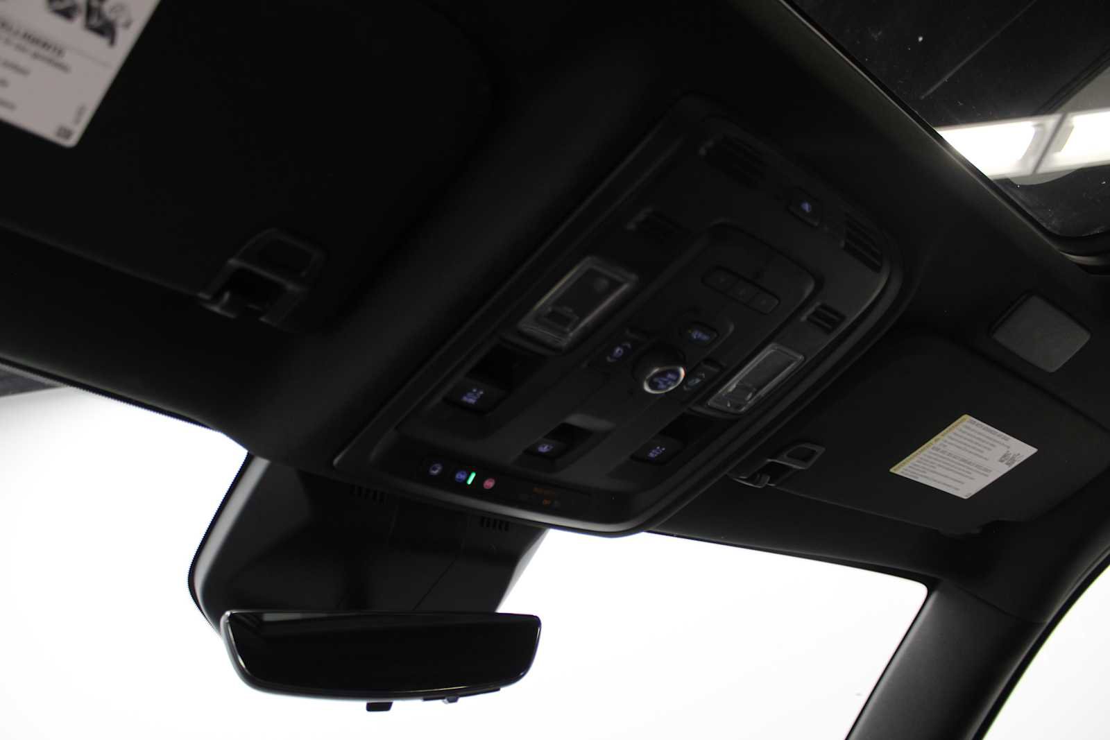 Certified 2021 Cadillac Escalade Sport w/ Driver Assist Tech Package image 32