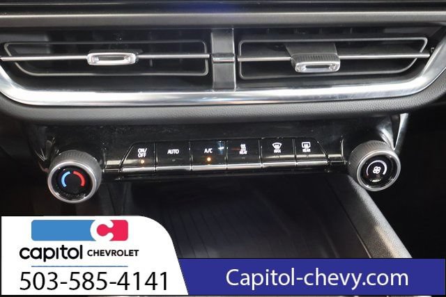 Used 2026 Chevrolet Equinox EV LT FWD image 21
