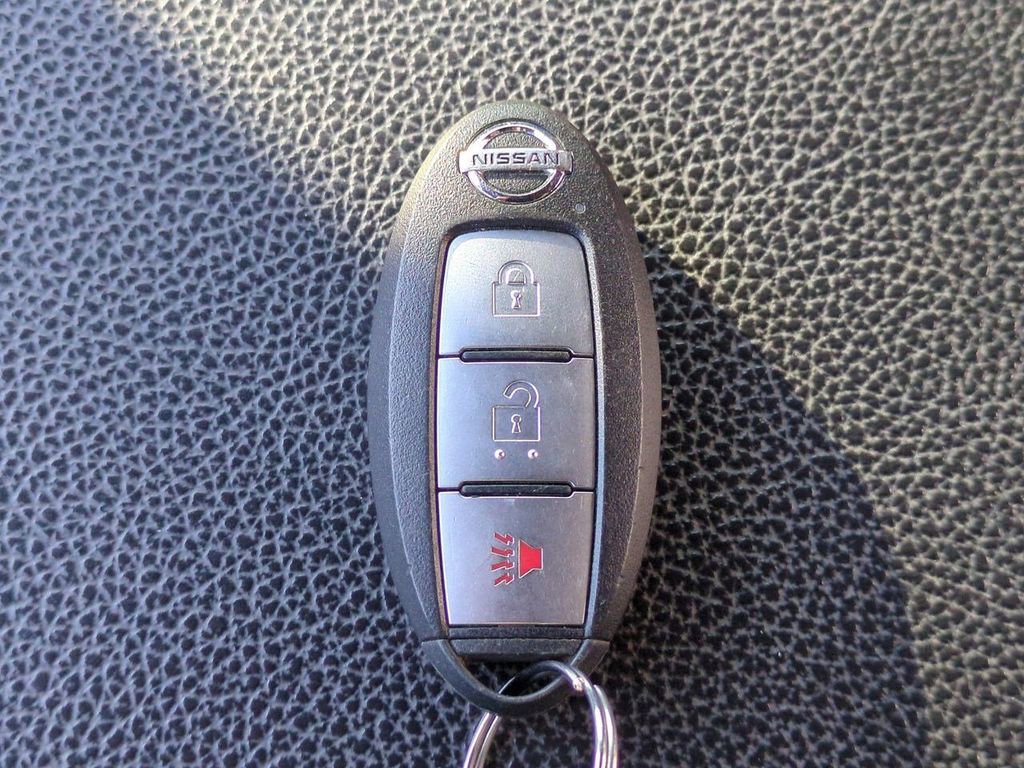 Used 2020 Nissan Titan PRO-4X w/ Pro-4x Utility Package image 30