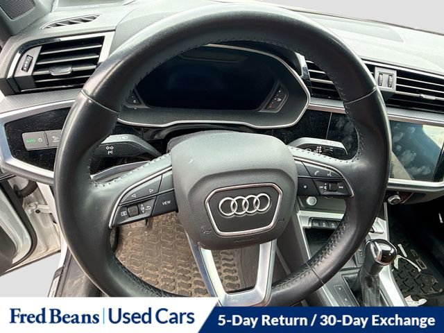 Used 2020 Audi Q3 2.0T Premium Plus w/ Premium Plus Package image 13
