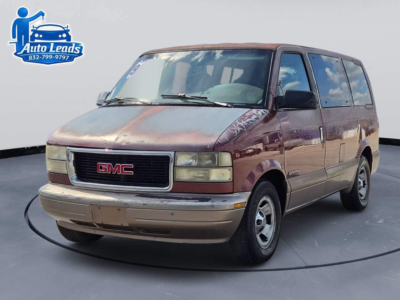 Used 1998 GMC Safari Passenger RWD image 3