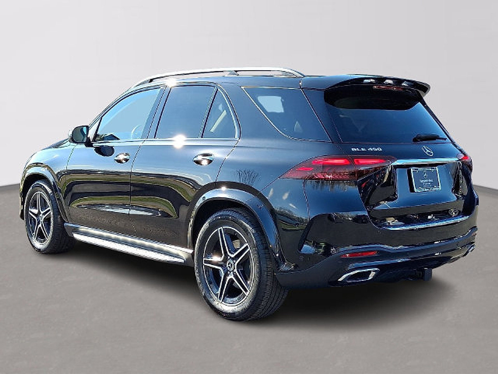 Certified 2026 Mercedes-Benz GLE 450 4MATIC image 6