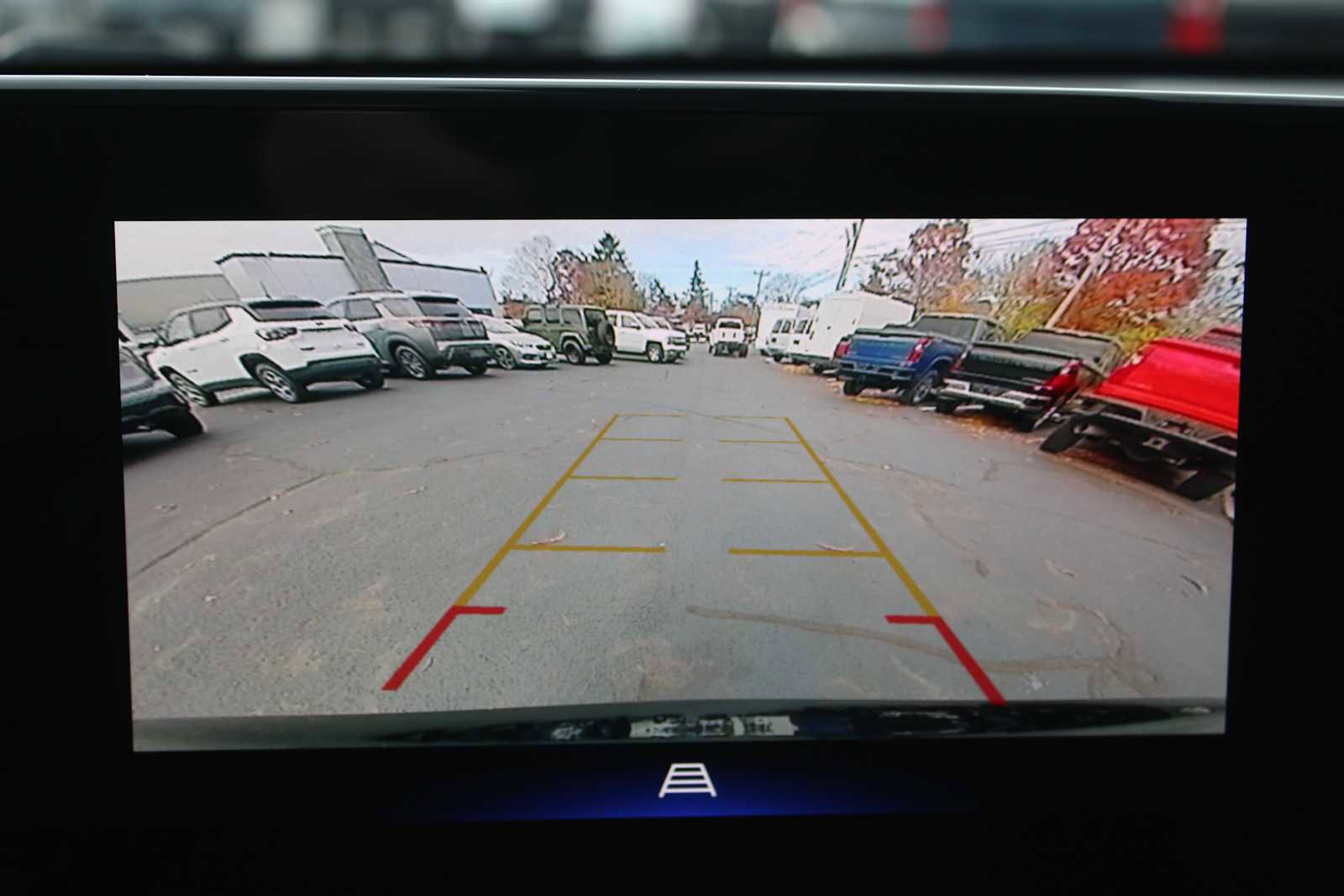 Used 2024 Chevrolet Trax LT w/ LT Convenience Package image 19