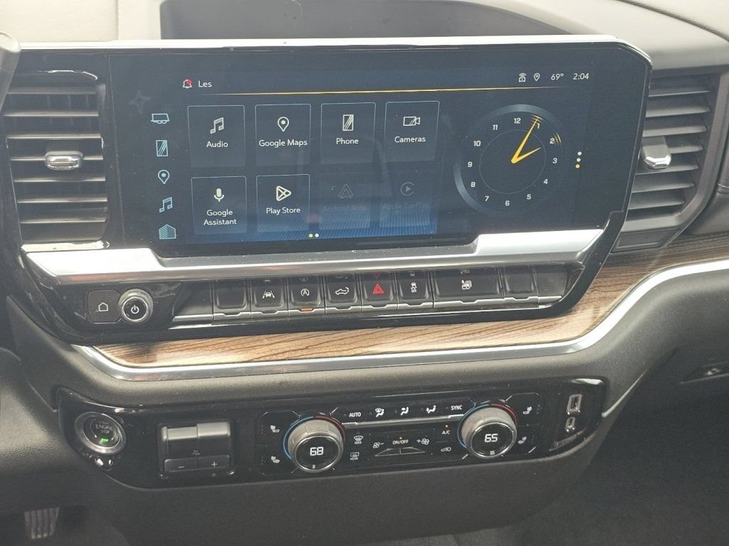 Used 2023 Chevrolet Silverado 1500 LT AWD/4WD image 28