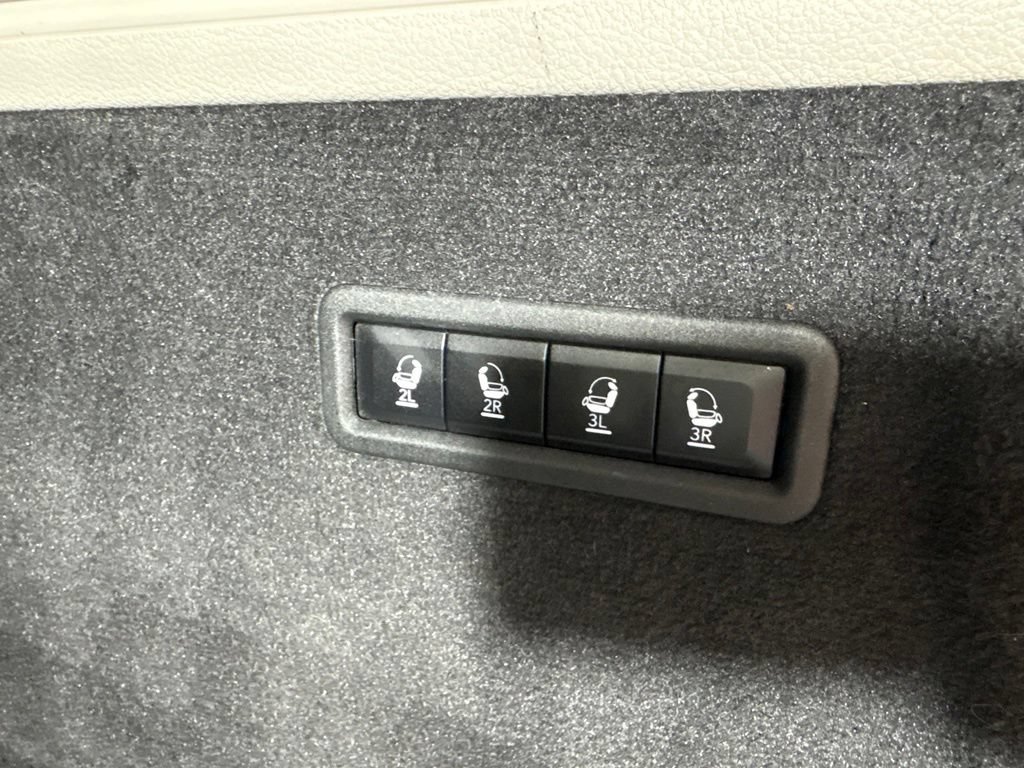 Used 2023 Jeep Grand Wagoneer L 4WD w/ Rear Seat Video Group 1 image 52