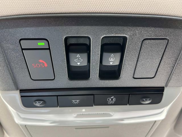 Used 2025 Nissan Pathfinder Platinum image 36
