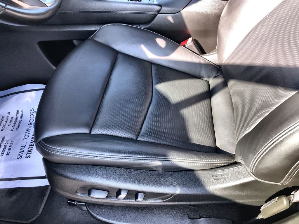 Used 2024 Cadillac XT6 Sport image 12