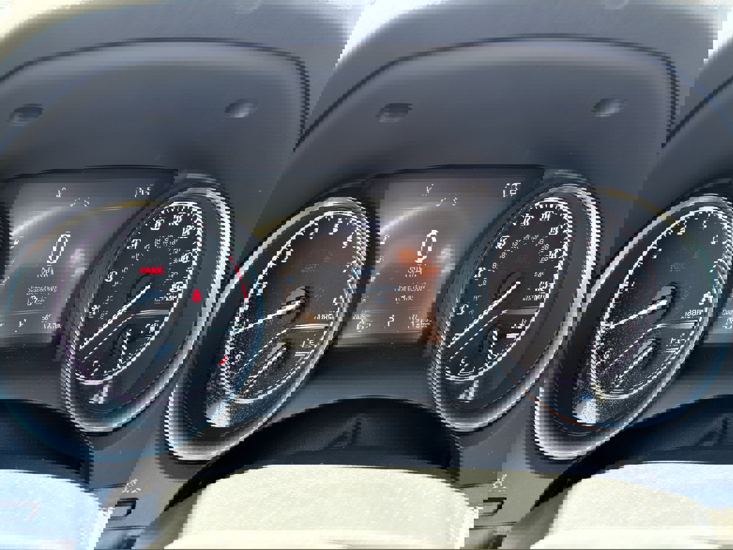 Used 2023 Toyota Camry SE image 3